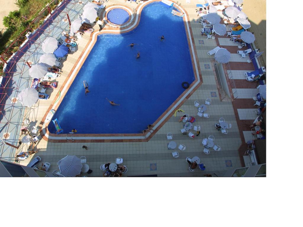 Ares Hotel Mahmutlar Buitenkant foto
