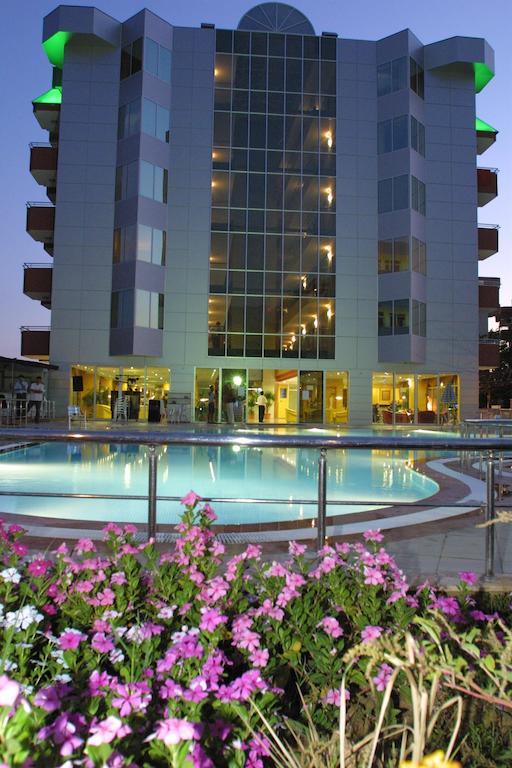 Ares Hotel Mahmutlar Buitenkant foto
